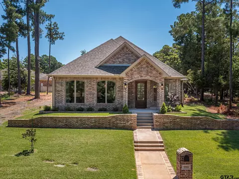 1113 Gardenwood Dr, Tyler, TX 75703