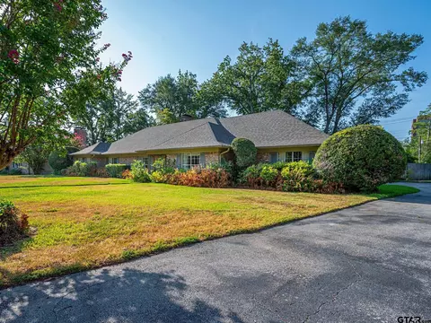 823 Pinedale Pl, Tyler, TX 75701