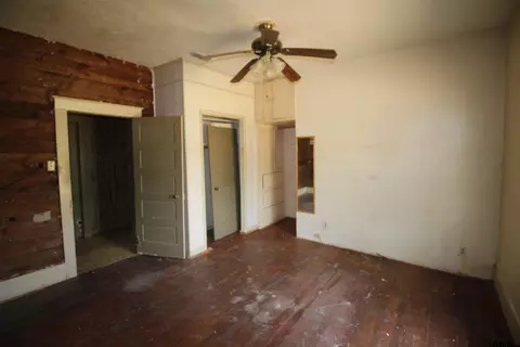 391 N 1st St, Point, TX 75472 photo 6