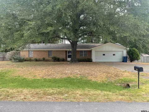 402 Toby Ln, Jacksonville, TX 75766