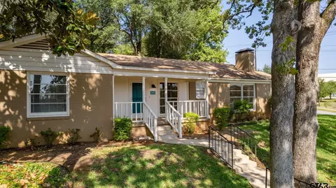 2811 Oak Knob St, Tyler, TX 75701