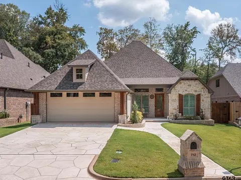 712 Copper Crk, Tyler, TX 75703