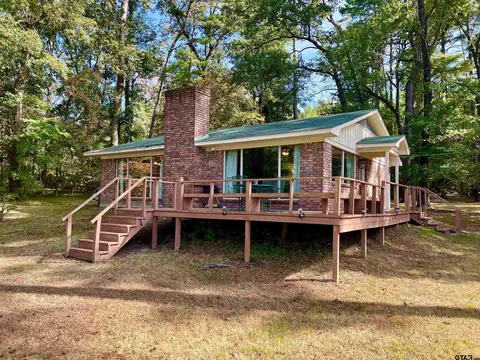 11741 Hamrick Lake Rd, Winona, TX 75792
