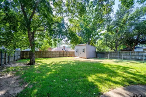 606 Regency Dr, Longview, TX 75604 photo 18