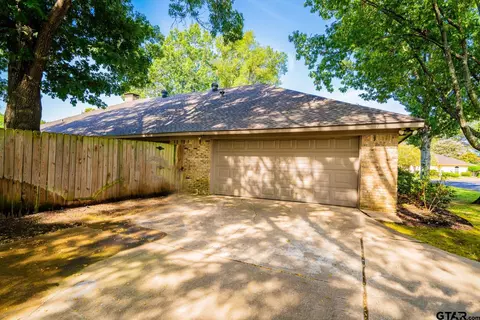 606 Regency Dr, Longview, TX 75604 photo 22