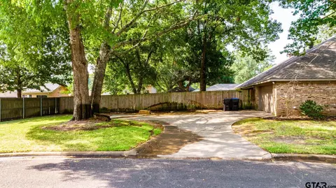 606 Regency Dr, Longview, TX 75604 photo 23