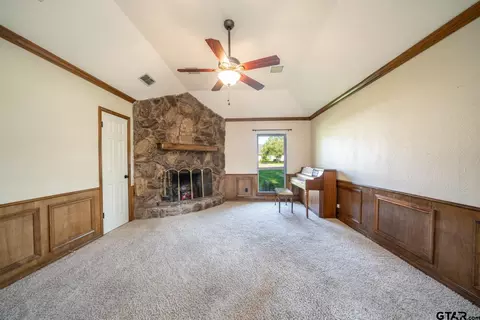 606 Regency Dr, Longview, TX 75604 photo 8