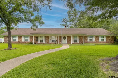 204 N Alabama St, Troup, TX 75789