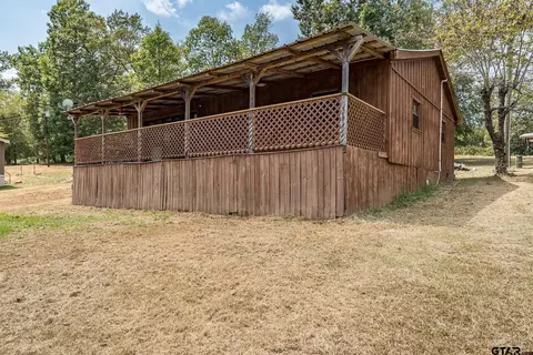741 Fawn Ln, Avinger, TX 75630