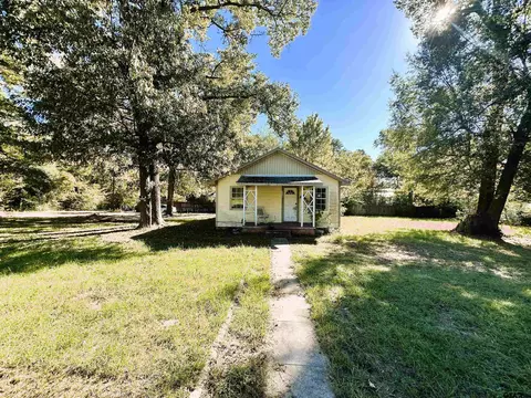 170 Wells St, Hawkins, TX 75765