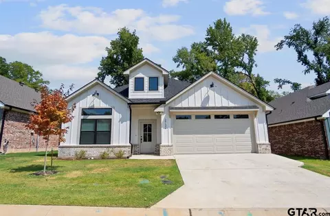 2732 Royal Village Way, Tyler, TX 75701