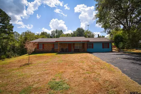 209 N Linda Ln, Overton, TX 75684
