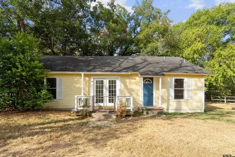 514 W Main St, Bullard, TX 75757
