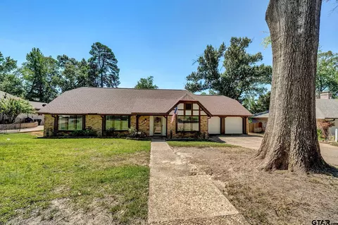 1803 Picadilly Pl, Tyler, TX 75703
