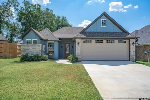 652 Copper Creek Cv, Tyler, TX 75703