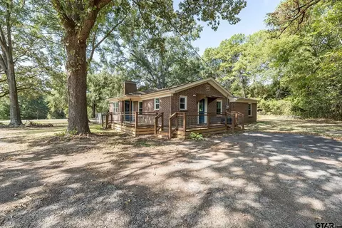 9556 State Hwy 155 S, Big Sandy, TX 75755