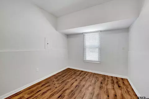 911 E 8th St, Tyler, TX 75701 photo 15