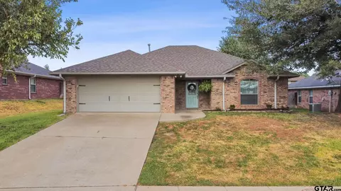 19048 Gainesway Dr, Flint, TX 75762