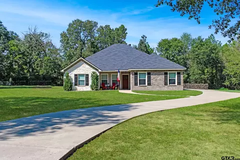 3848 Dianna Dr, Longview, TX 75602