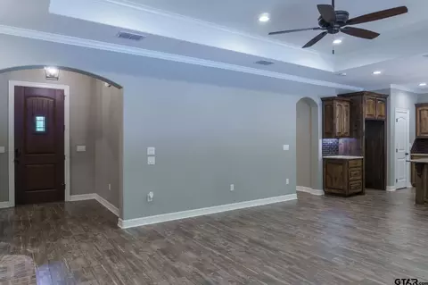 3916 Pine Tree Rd, Longview, TX 75604 photo 6