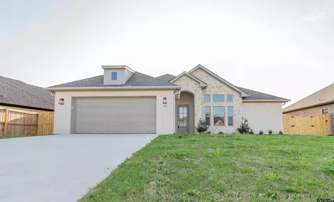 412 Bluebonnet Cir, Chandler, TX 75758