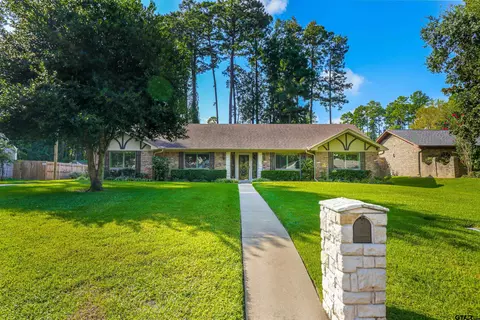 1104 Coushatta Trl, Longview, TX 75605