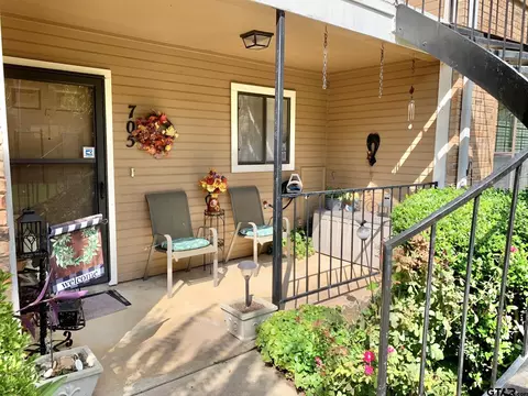 400 S Town Dr #705, Tyler, TX 75703
