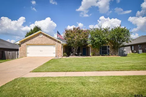 11300 Triple Crown Dr, Flint, TX 75762