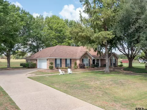 15505 Wagon Wheel Cir, Chandler, TX 75758