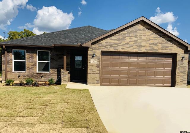 105 St James, Mount Pleasant, TX 75455