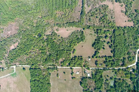 5821 Cr 4200, Lovelady, TX 75851