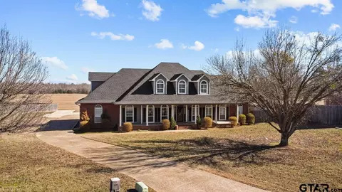 706 Hopper Ct, Winnsboro, TX 75494