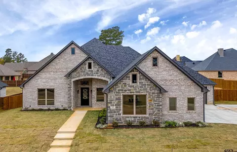 3905 Hidden Hills Cir, Longview, TX 75605