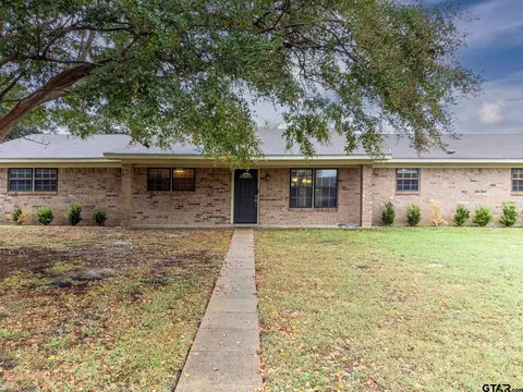 245 Taylor George Rd, Longview, TX 75605