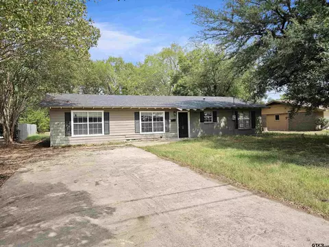 921 Alabama, Sulphur Springs, TX 75482