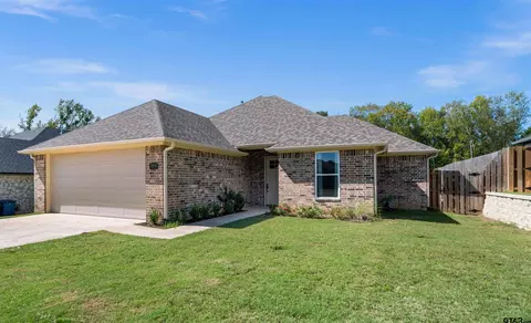 1004 Gavin, Whitehouse, TX 75791