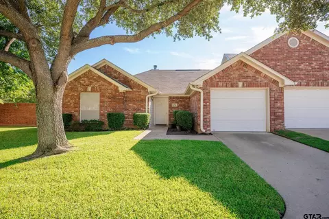 5401 Hollytree Dr #1701, Tyler, TX 75703