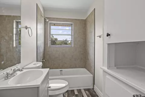 101 Walker Dr, Naples, TX 75568 photo 14