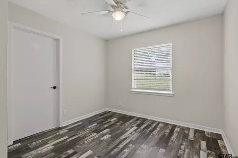 101 Walker Dr, Naples, TX 75568 photo 15