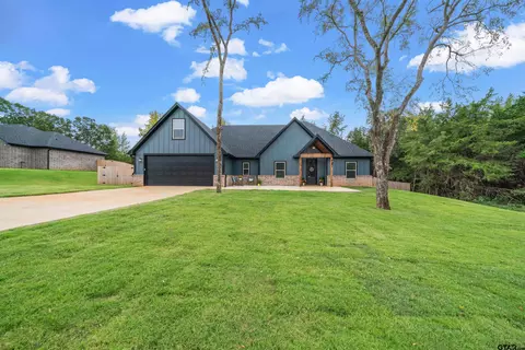 19413 Cedarpark Pl, Lindale, TX 75771