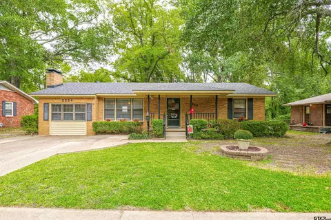 2224 Pleasant Dr, Tyler, TX 75701