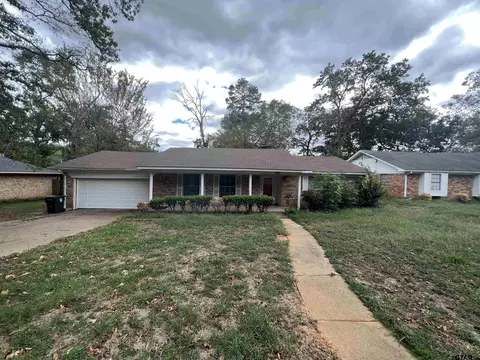 1803 Sequoia Dr, Tyler, TX 75703