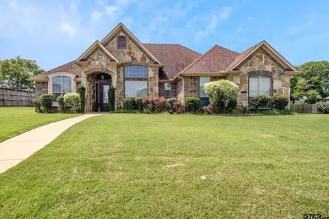 158 Zambezi Ln, Bullard, TX 75757