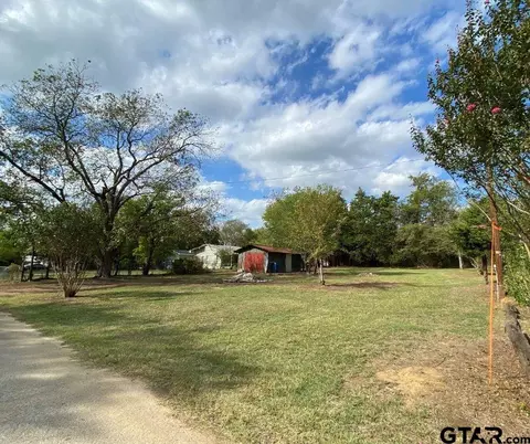 407 Tarbutton, Troup, TX 75789
