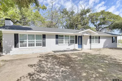 2816 Hillside Dr, Tyler, TX 75707