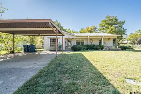 430 E Ragley St, Henderson, TX 75654