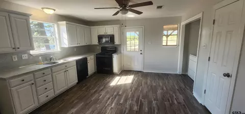 2729 Airstrip, Gilmer, TX 75644 photo 8