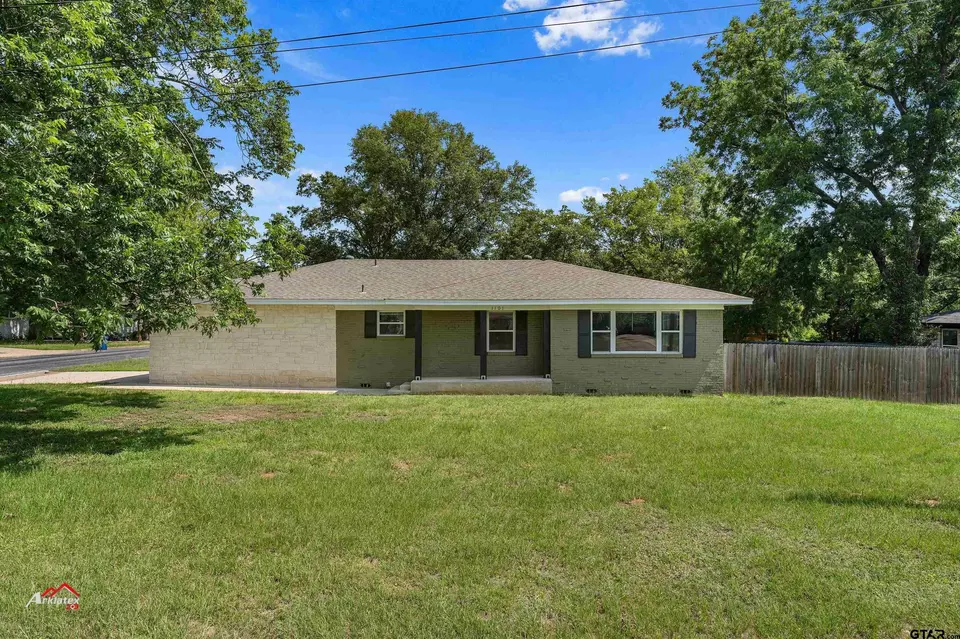 1101 E Main St, Whitehouse, TX 75791 23 Photos Movoto