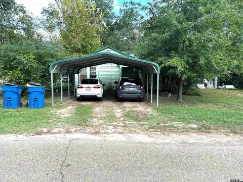 904 N Walnut, Winnsboro, TX 75494