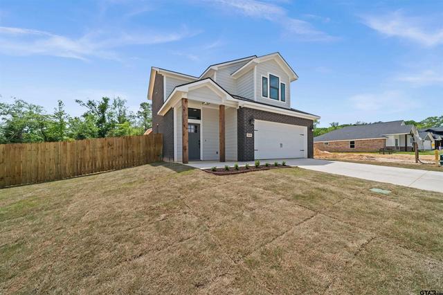 16010 Crossing Cir, Lindale, TX 75771
